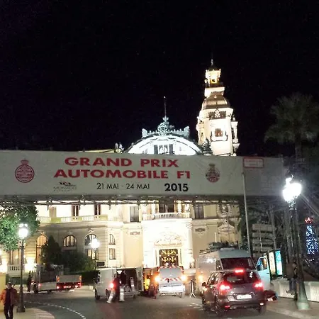 Center Monte Carlo