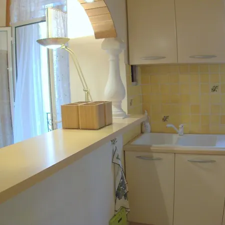 Apartment Center
